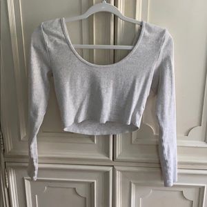 a long sleeve crop top
